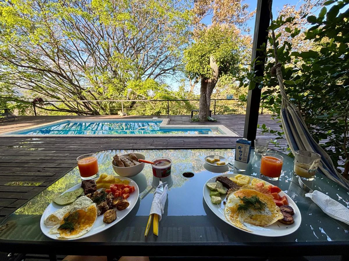 Income Villas: Hilltop INCOME PRODUCING Villa Investment with Pacific Ocean Views! - photo 9
