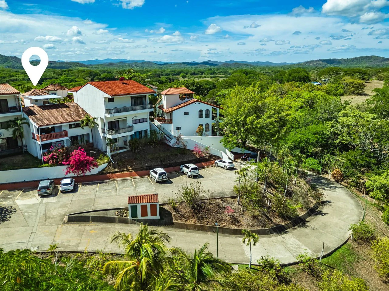 Colinas de Golf #23: 2BR Townhome 10Min Drive to Playa Grande - Gallery image 3