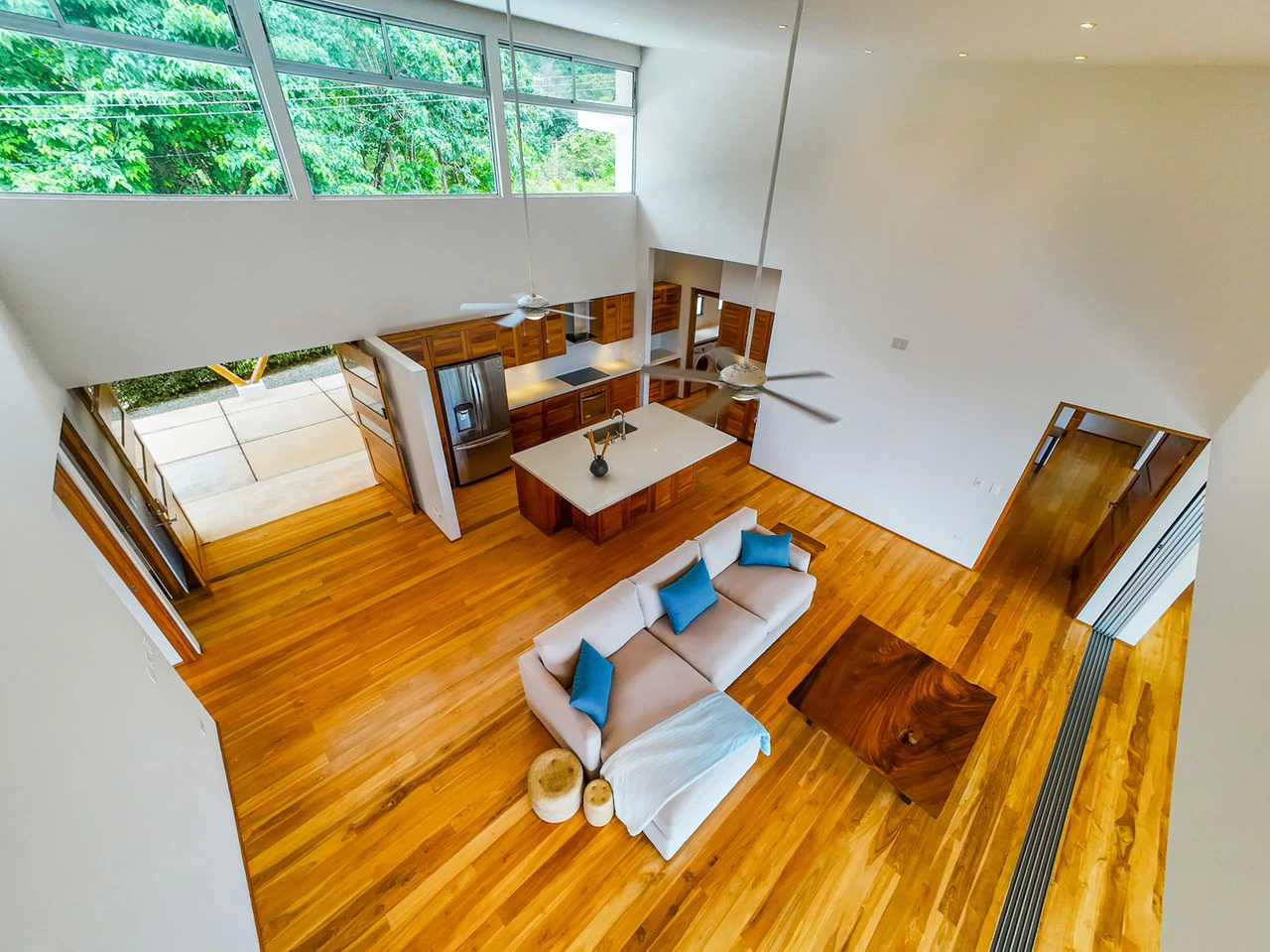 Mar Mystique Haven: Your Dream Home with Stunning Ocean Views - Gallery image 10