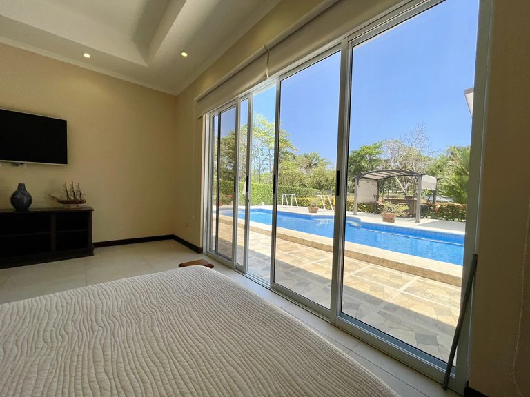 Casa Eight: Near the Beach. Playa Bejuco, Puntarenas, Costa del Sol. Fully Remodeled Tropical Sanctuary - Gallery image 4