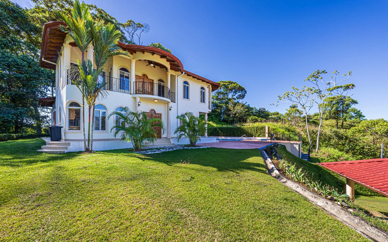 Elegant 3 Bedroom + Office Jungle Home in Puesta Del Sol, Ojochal - Gallery image 39