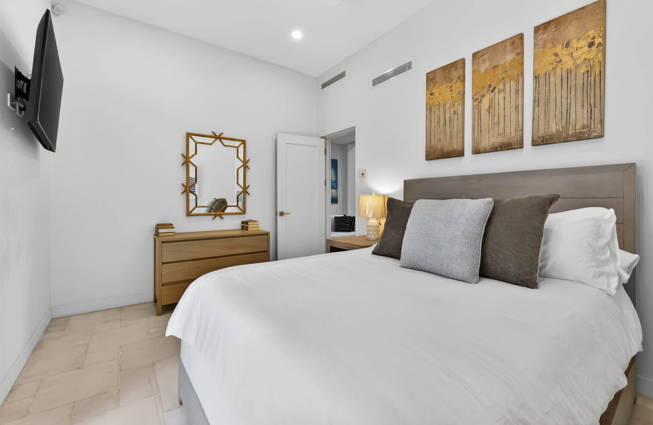 25 Paseo Del Mar: Best-Priced Beachfront Home in Las Catalinas - Gallery image 30