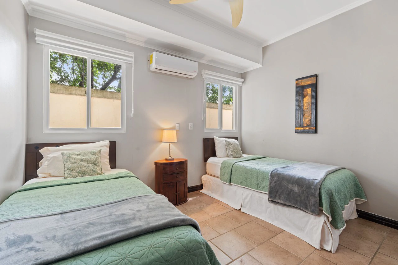 Surfside Tower 105: Bright Ground-Floor Condo – Just Steps to the Beach - Gallery image 11