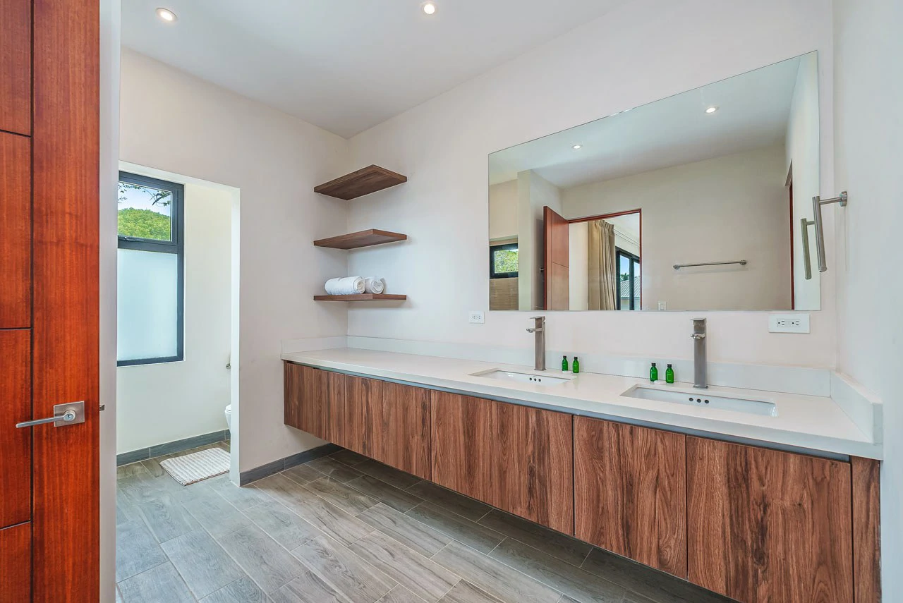 Casa Chante - New 3BR Home 1Block to the Ocean: Countryside House For Sale in Playa Junquillal - Gallery image 24