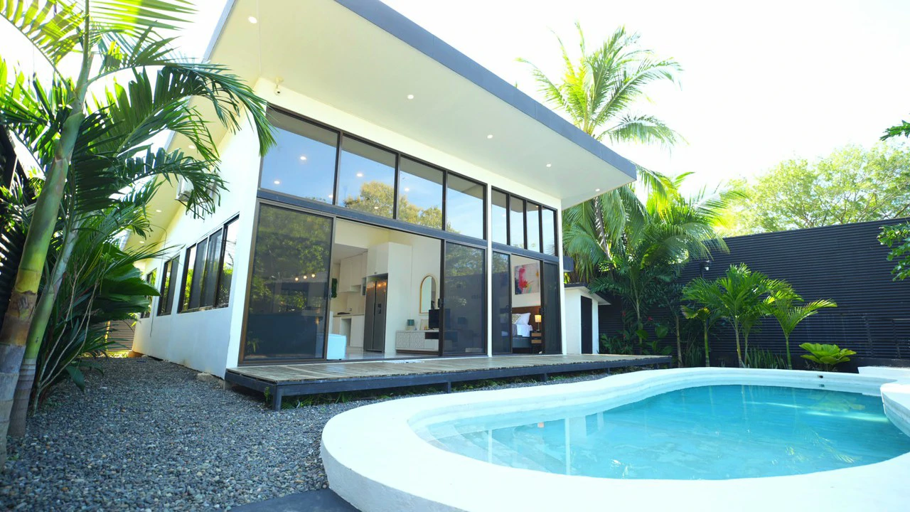 Near the Coast House For Sale in Bahía Ballena