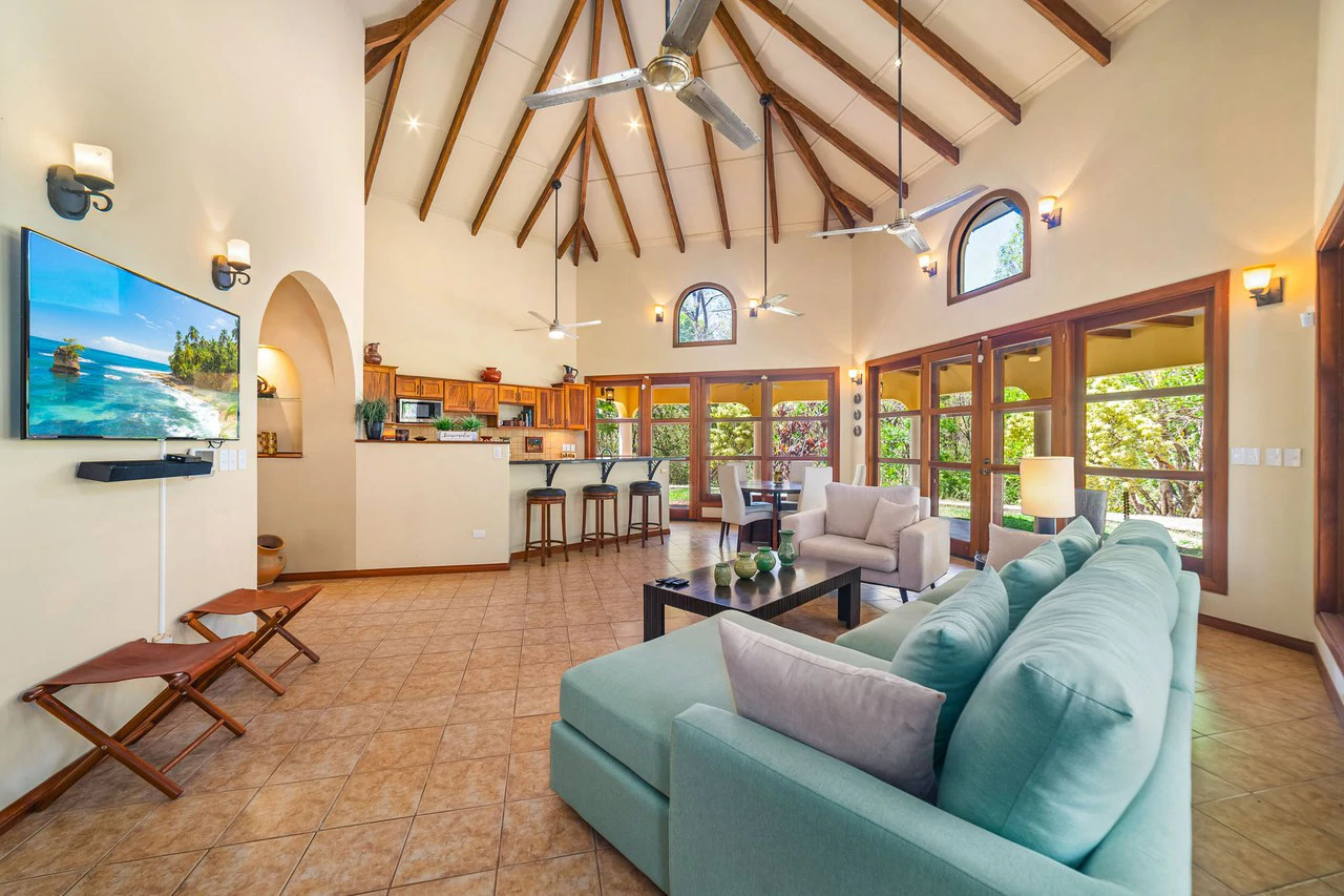 Tierra Pacifica #74: Elegant 4BR Retreat in Gated Community - Gallery image 4