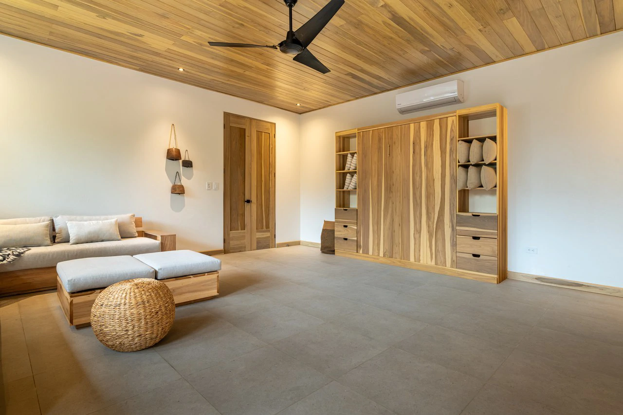 Casa Amarilla – Oceanfront Luxury Meets Sustainable Living in Tres Rios: Mountain House For Sale in Tres Rios - Gallery image 38