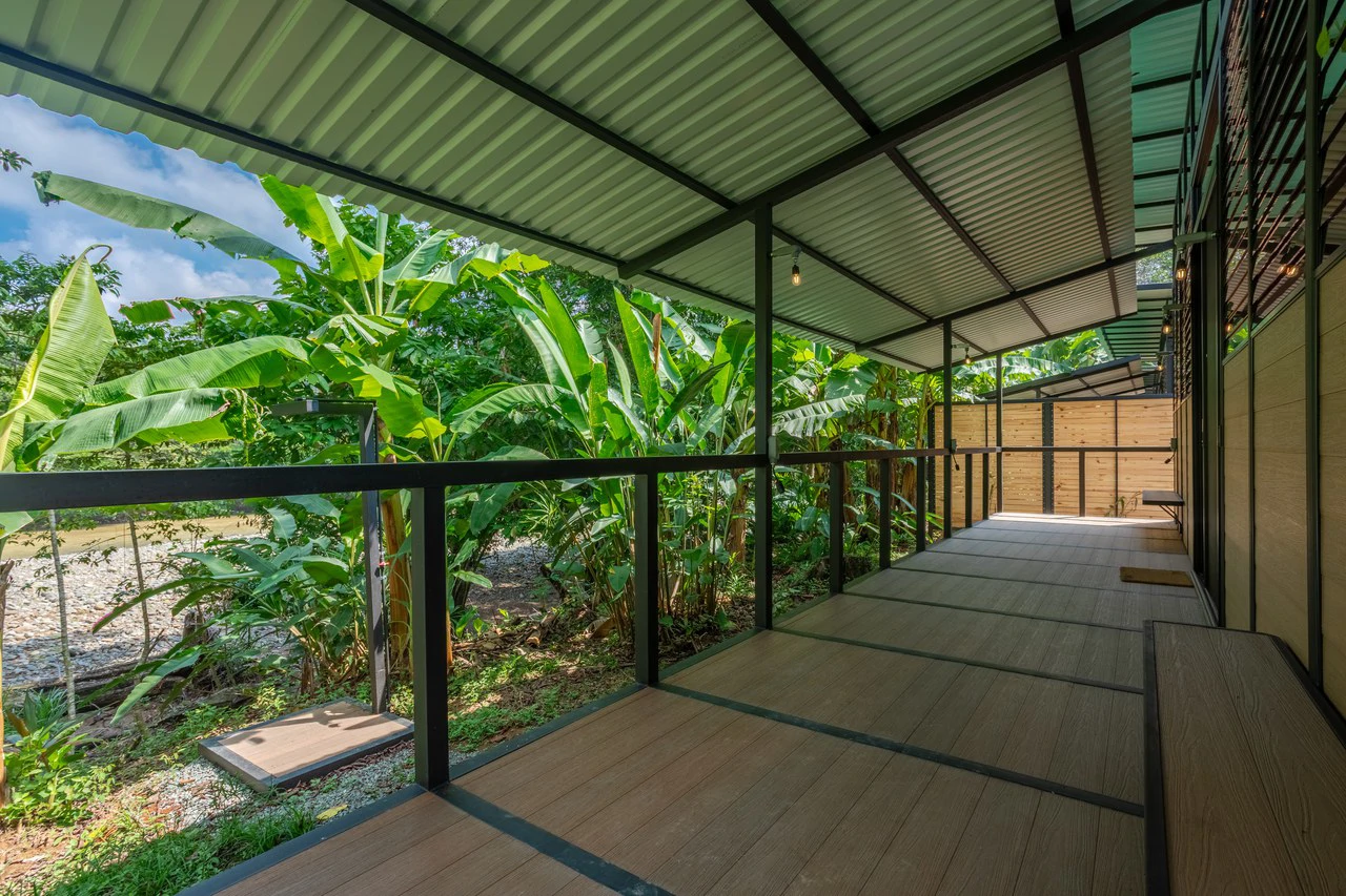 4 Unit Riverfront Micro Resort Minutes to Beach - Gallery image 9