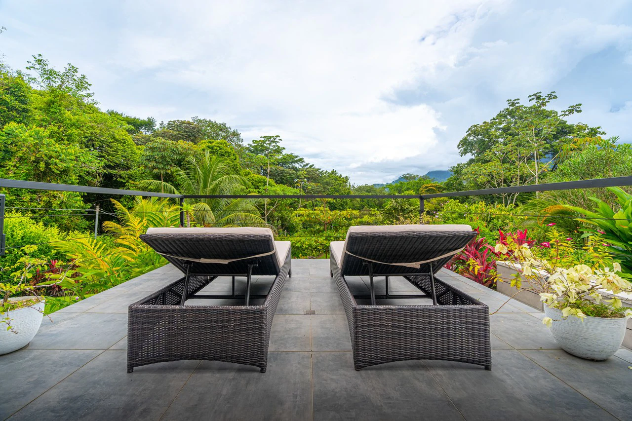 Outstanding Garden Treasure in Ojochal, Modern 4 bedroom on 1 acre - Gallery image 17