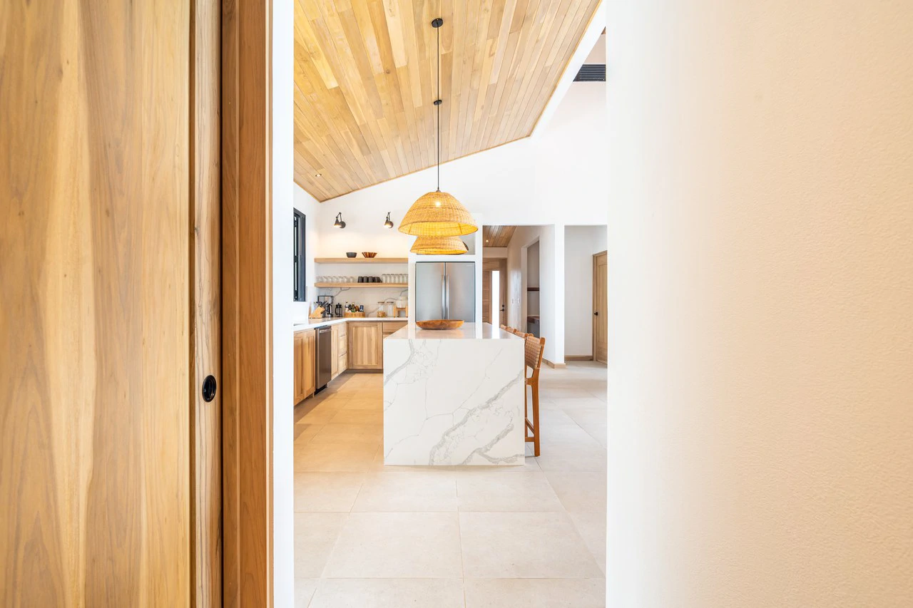 Casa Amarilla – Oceanfront Luxury Meets Sustainable Living in Tres Rios: Mountain House For Sale in Tres Rios - Gallery image 9