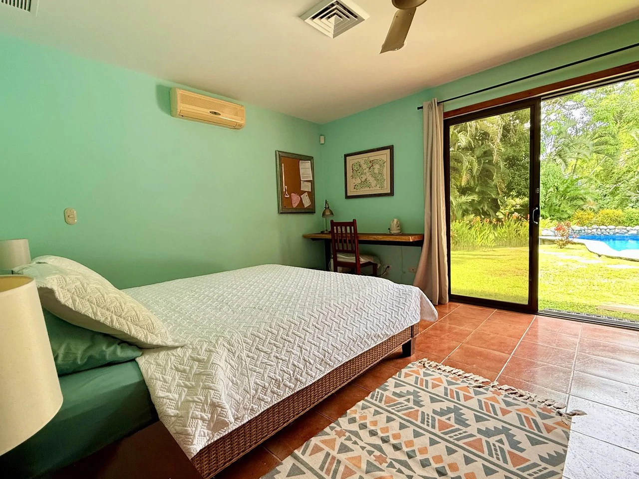Tropical Villa 519: $629,950 USD Gated Los Delfines Golf & Country Club Beachfront Village. 5 min walk to Swimming beach in Bahia Ballena on the Southern Nicoya Penisula - Gallery image 36