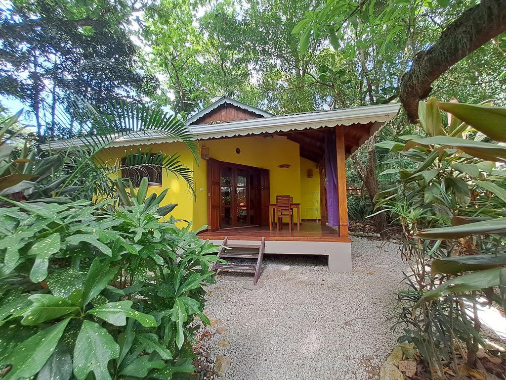 Samara Jungle Boutique Hotel: When Elegant & Romantic Bungalows Seamlessly Blend Into Nature's Bounty. - Gallery image 9
