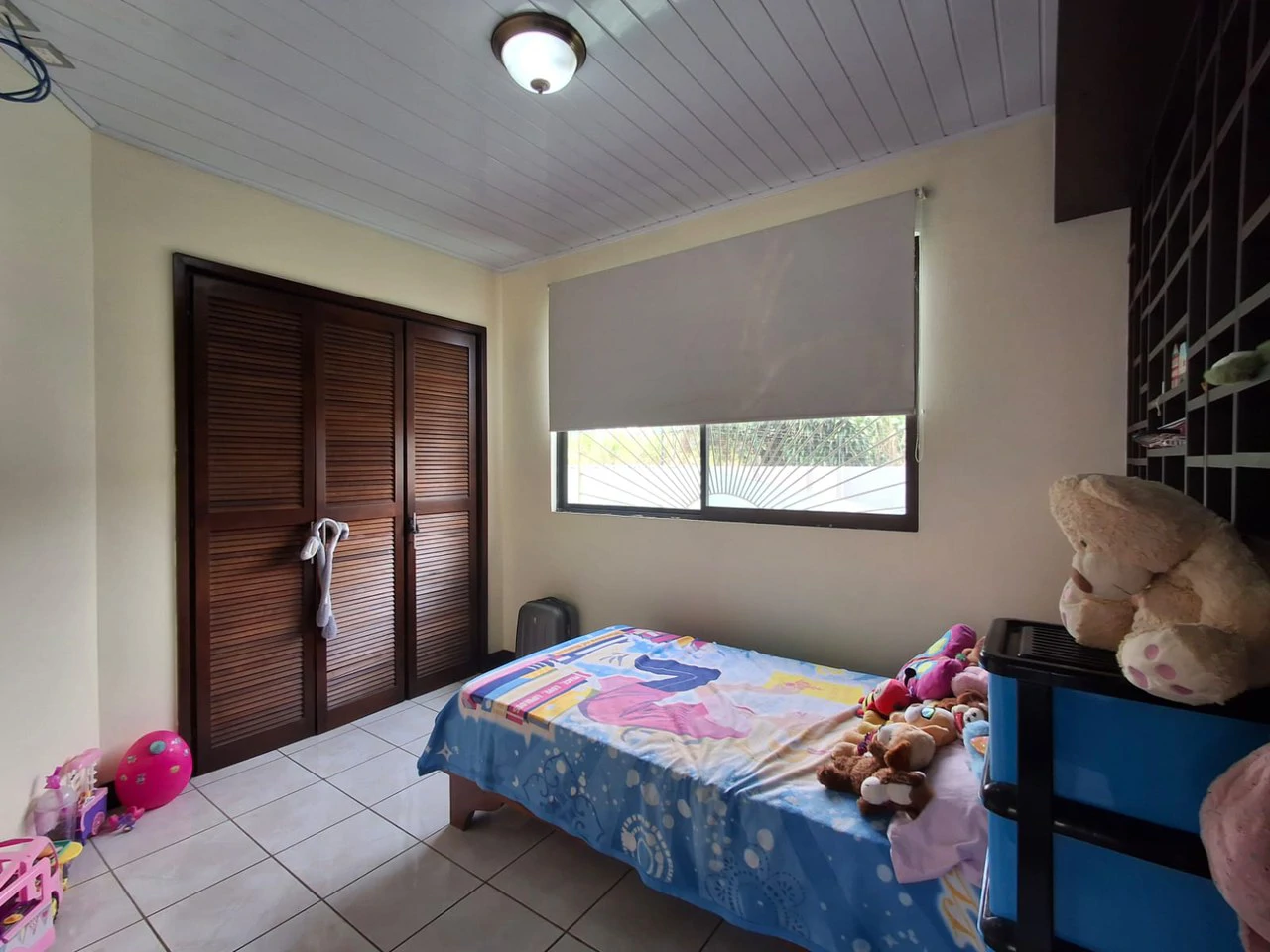 Casa Naranjales: 5 bedroom 2 story home in central Grecia - Gallery image 12