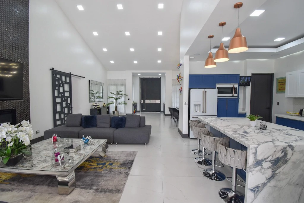 House For Sale in Lindora - Gallery image 7