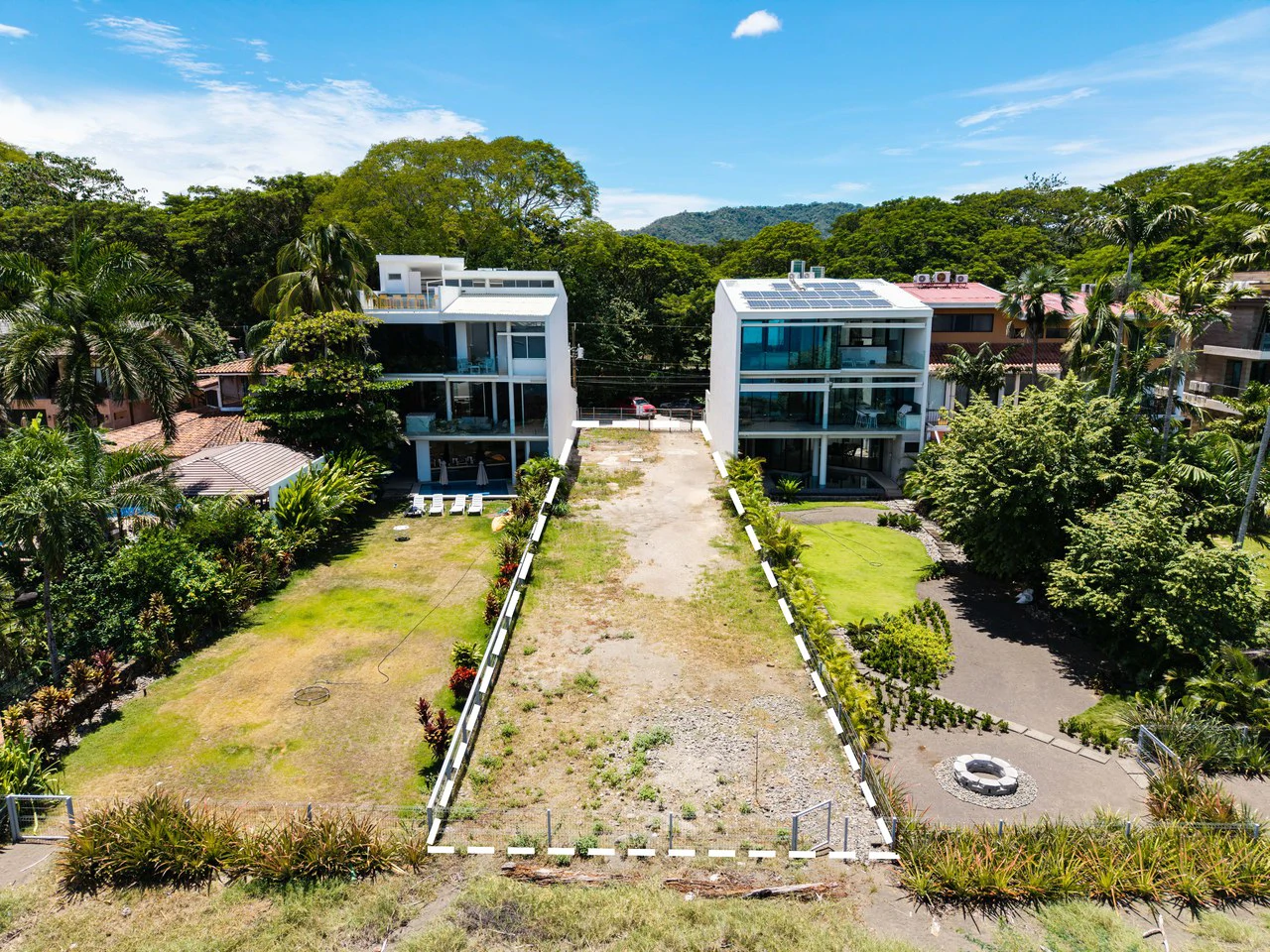 Titled Beachfront Lot: Expansive Pacific Views in Playa Potrero, Guanacaste, Costa Rica - photo 8