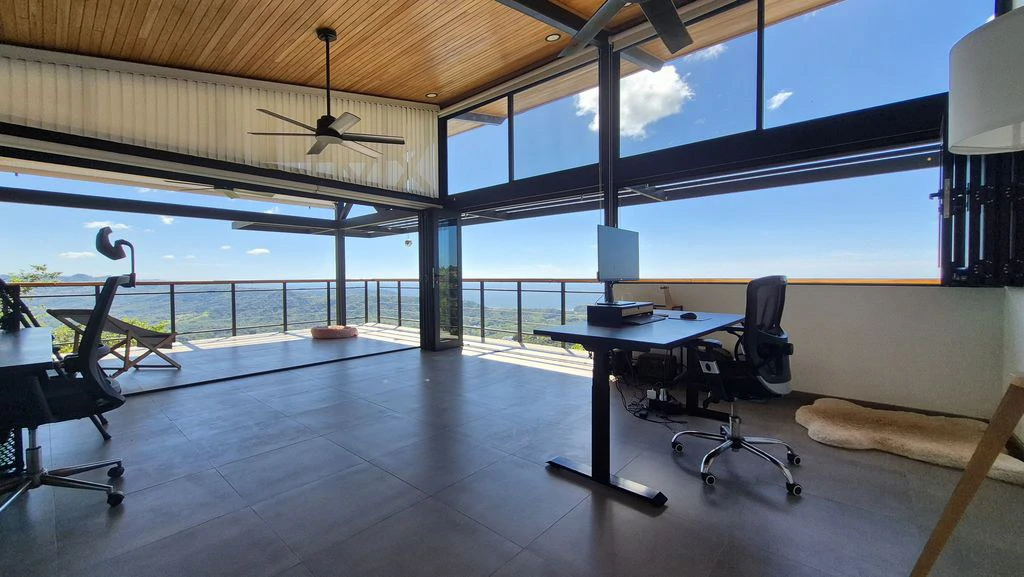 Casa Pacifica: Contemporary Home with Spectacular Ocean View - Pool and Jacuzzi - Gallery image 28
