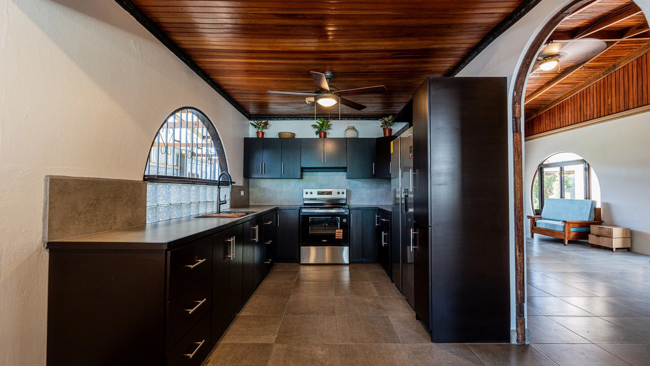 Completely Renovated 5 Bedroom Home in the Heart of San Isidro - Gallery image 20