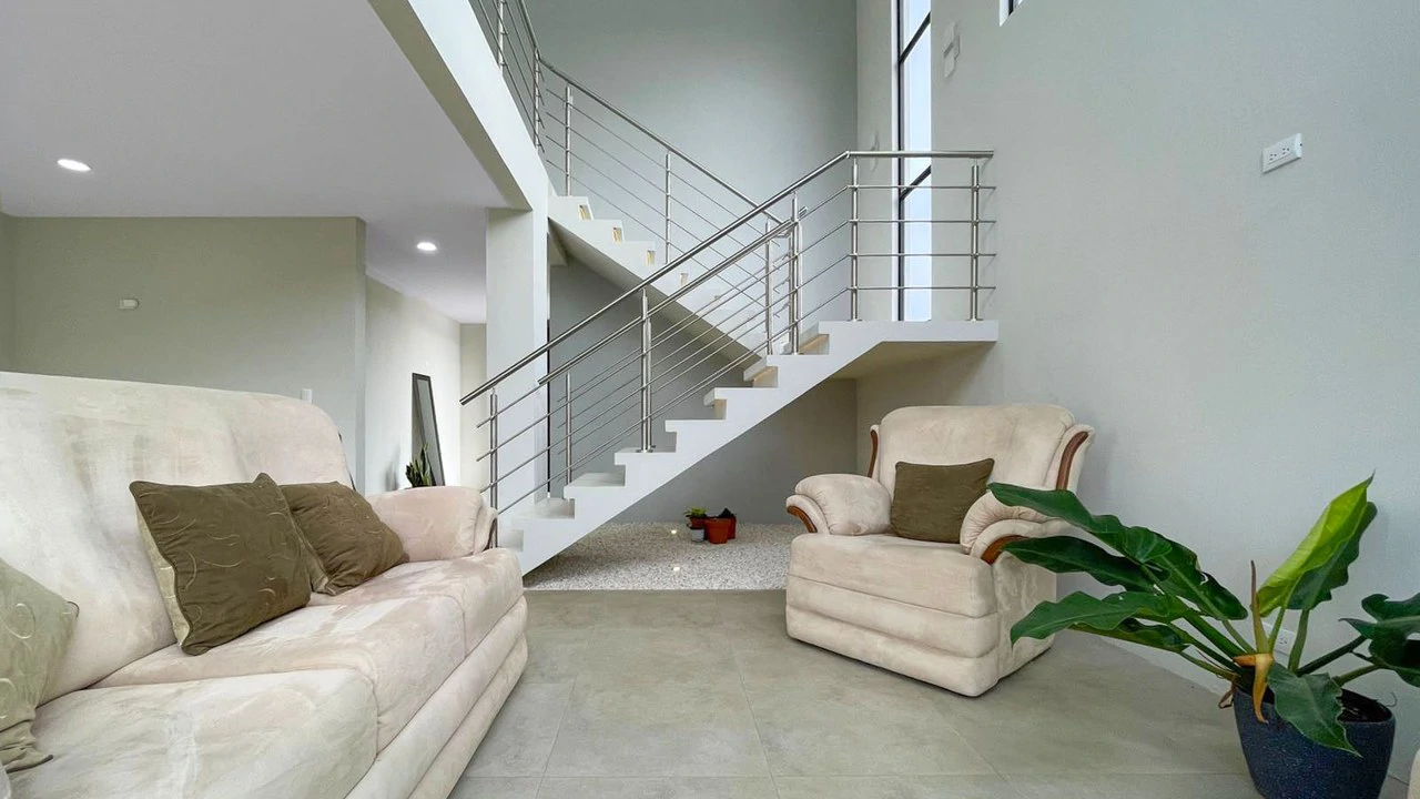 Two-Story House for Sale in San Ramón - Gallery image 6