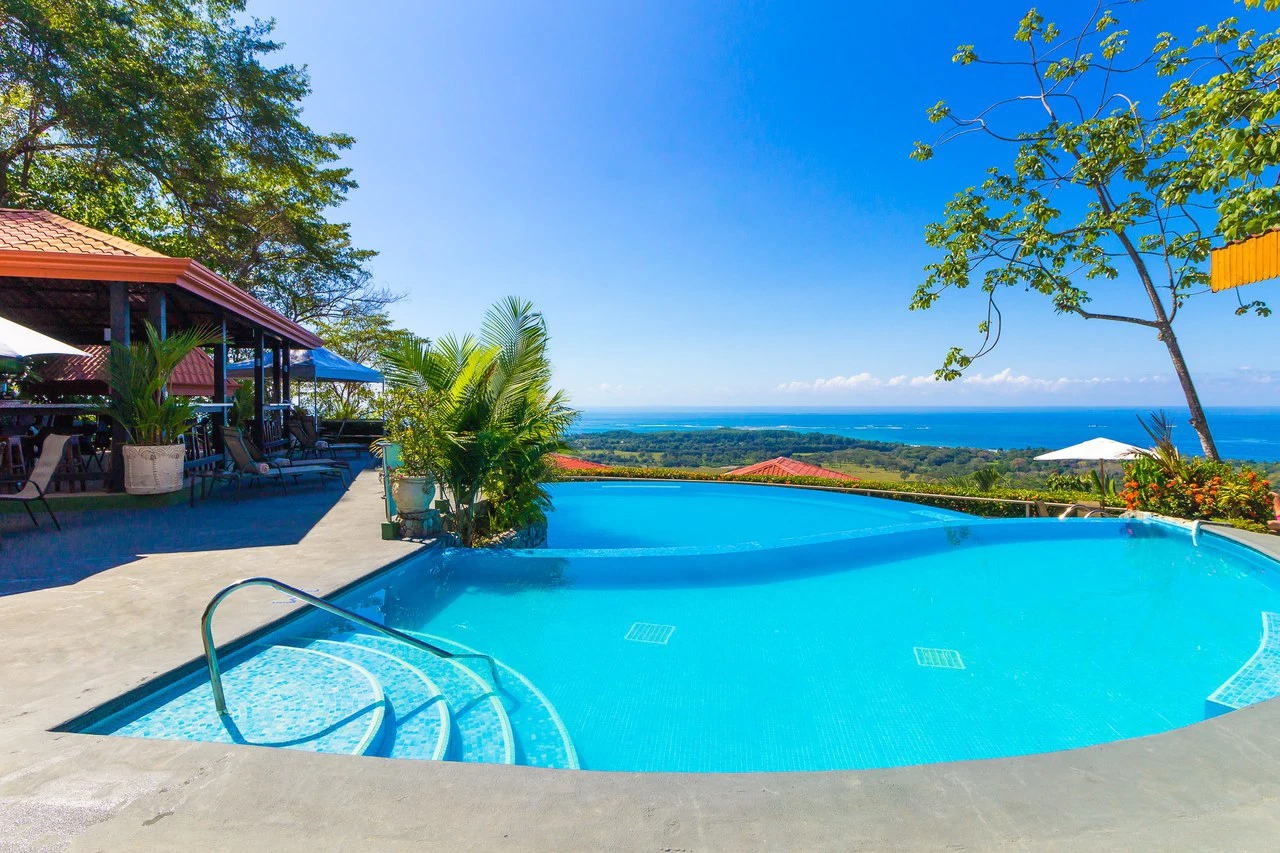 Popular 20-room Boutique hotel /retreat. Stunning ocean views - Gallery image 22