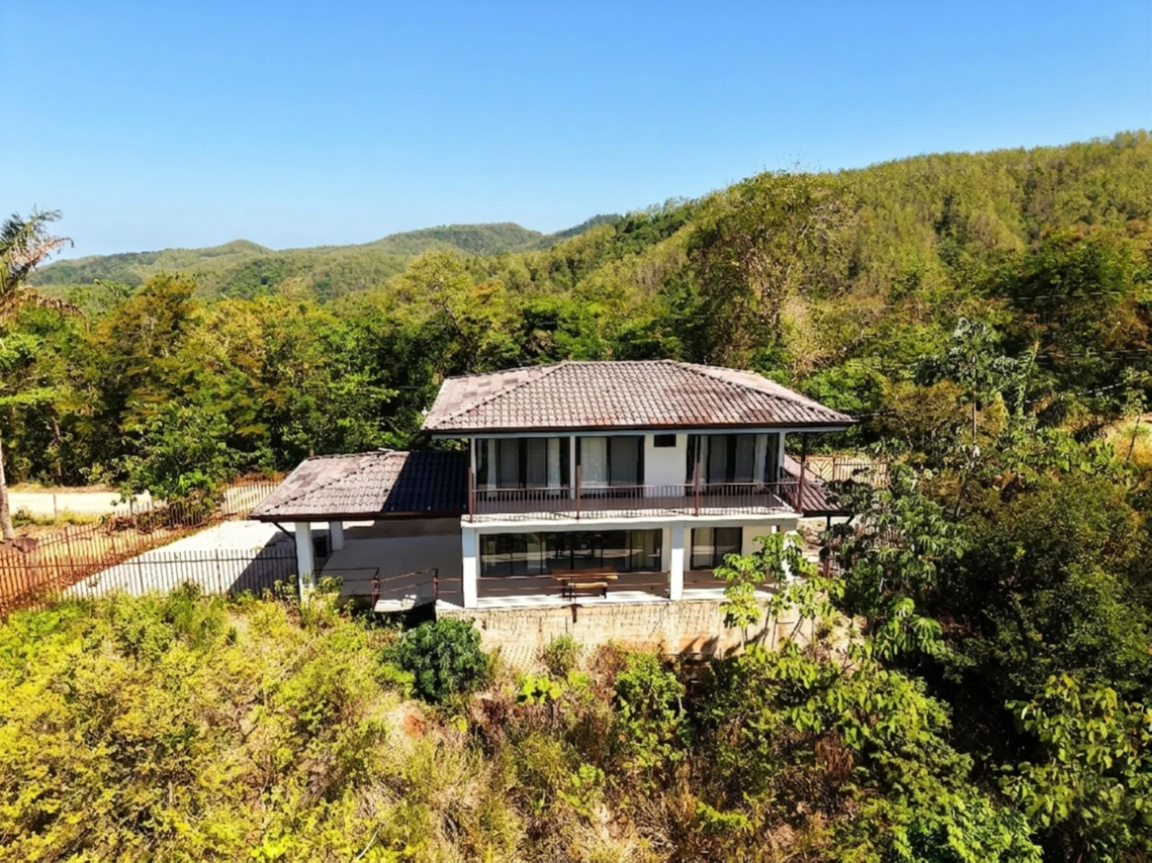 Casa Las Brisas: Ocean View Home with Great Potential Near Playa Carrillo - Gallery image 4