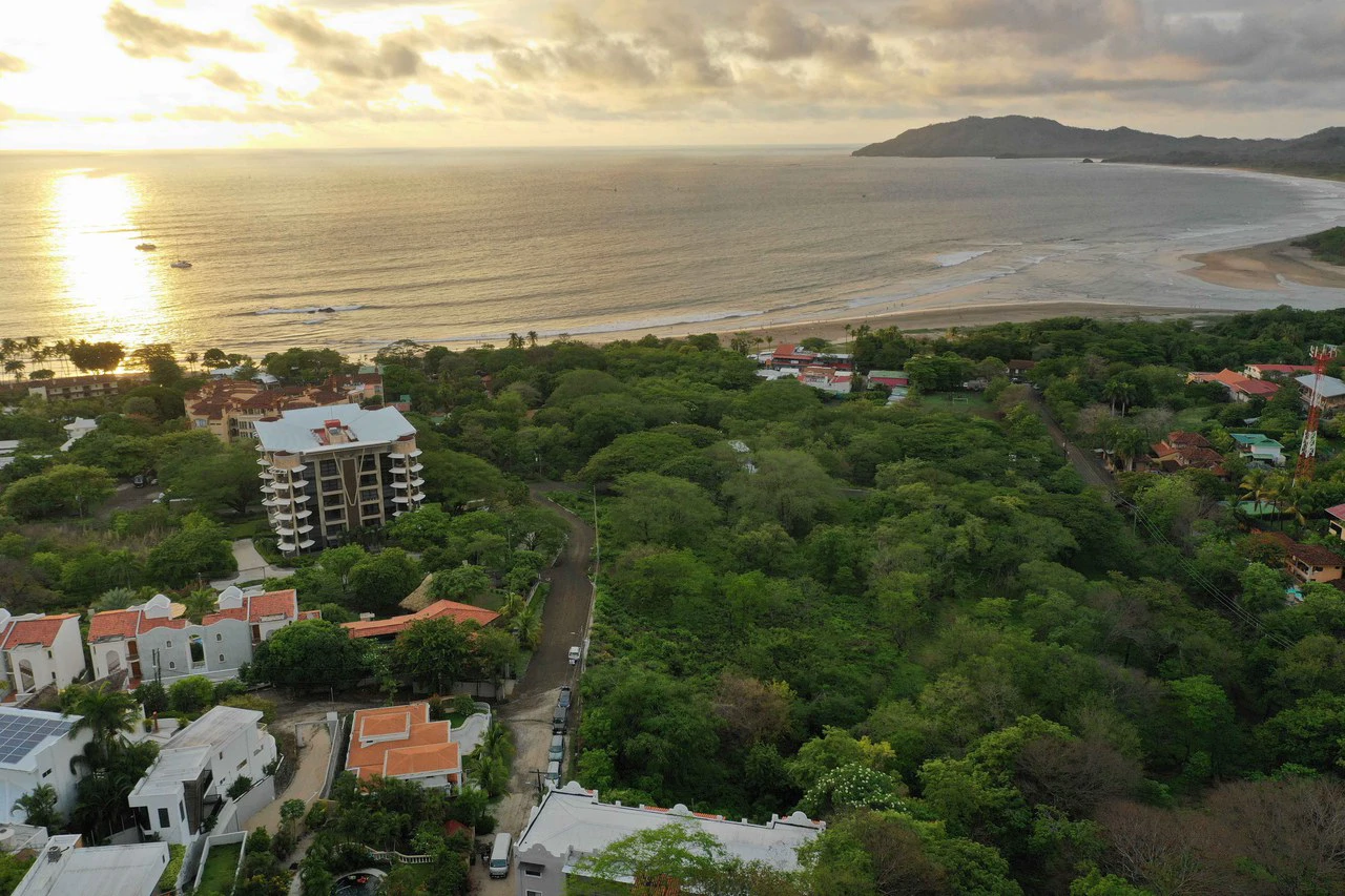 Air T-II: Tamarindo Development Property Right in Town - Gallery image 3
