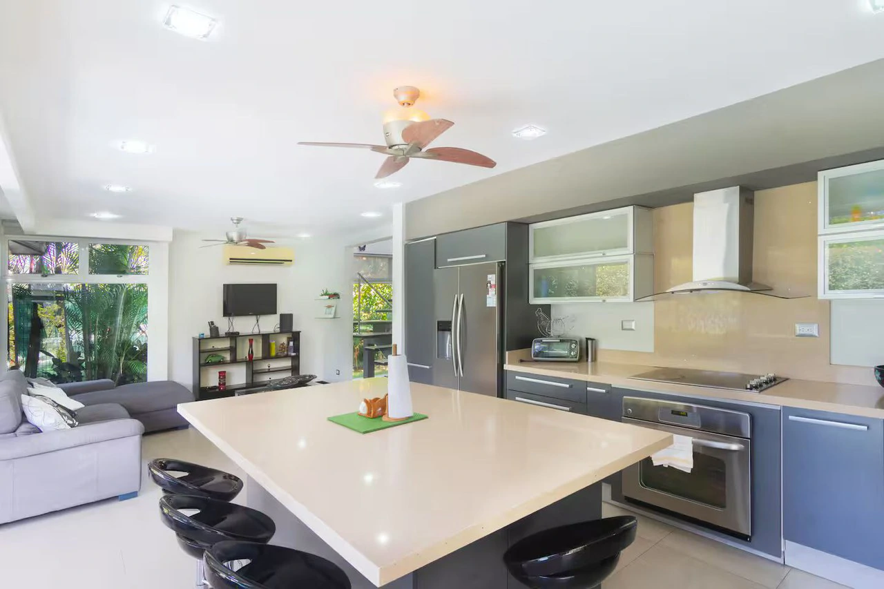 Fantastic Home in Punta Leona: Pool and Solar Panels in a Sought After Neighborhood Close to the Beach! - Gallery image 24