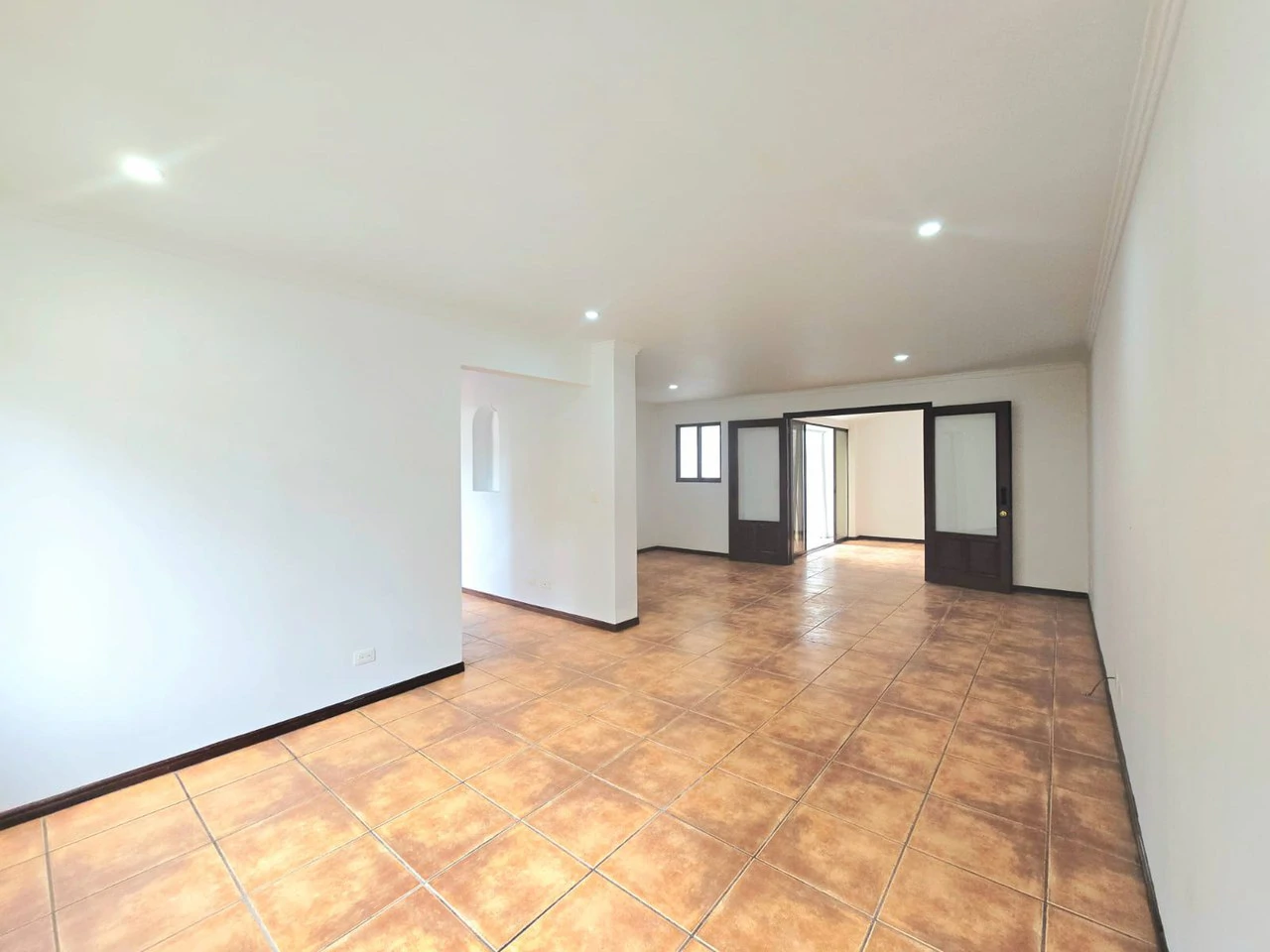 BARGAIN House for sale en gated community Ciudad Colon Costa Rica - Gallery image 6