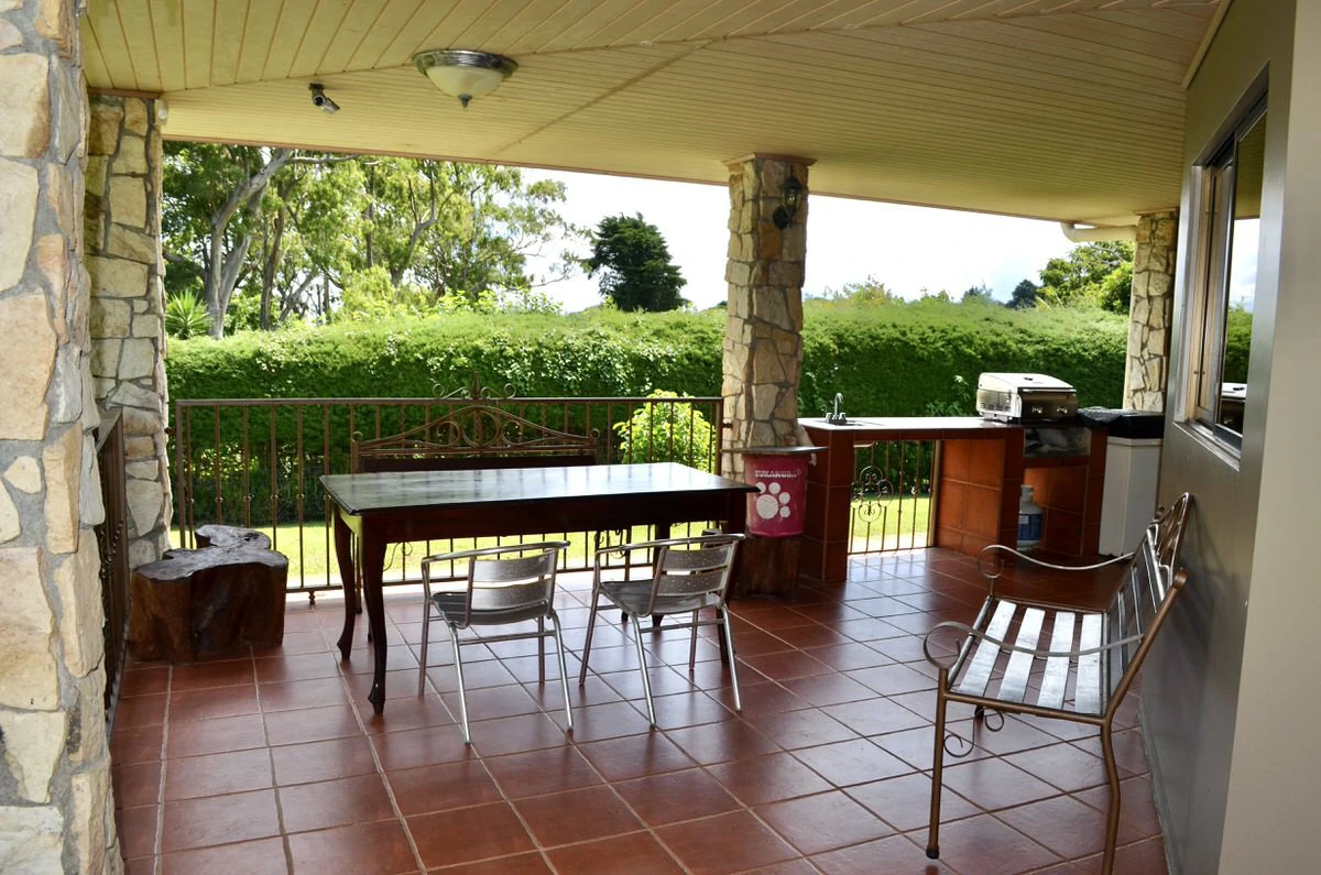 Property for sale with the 3 houses in San Rafael - Gallery image 65