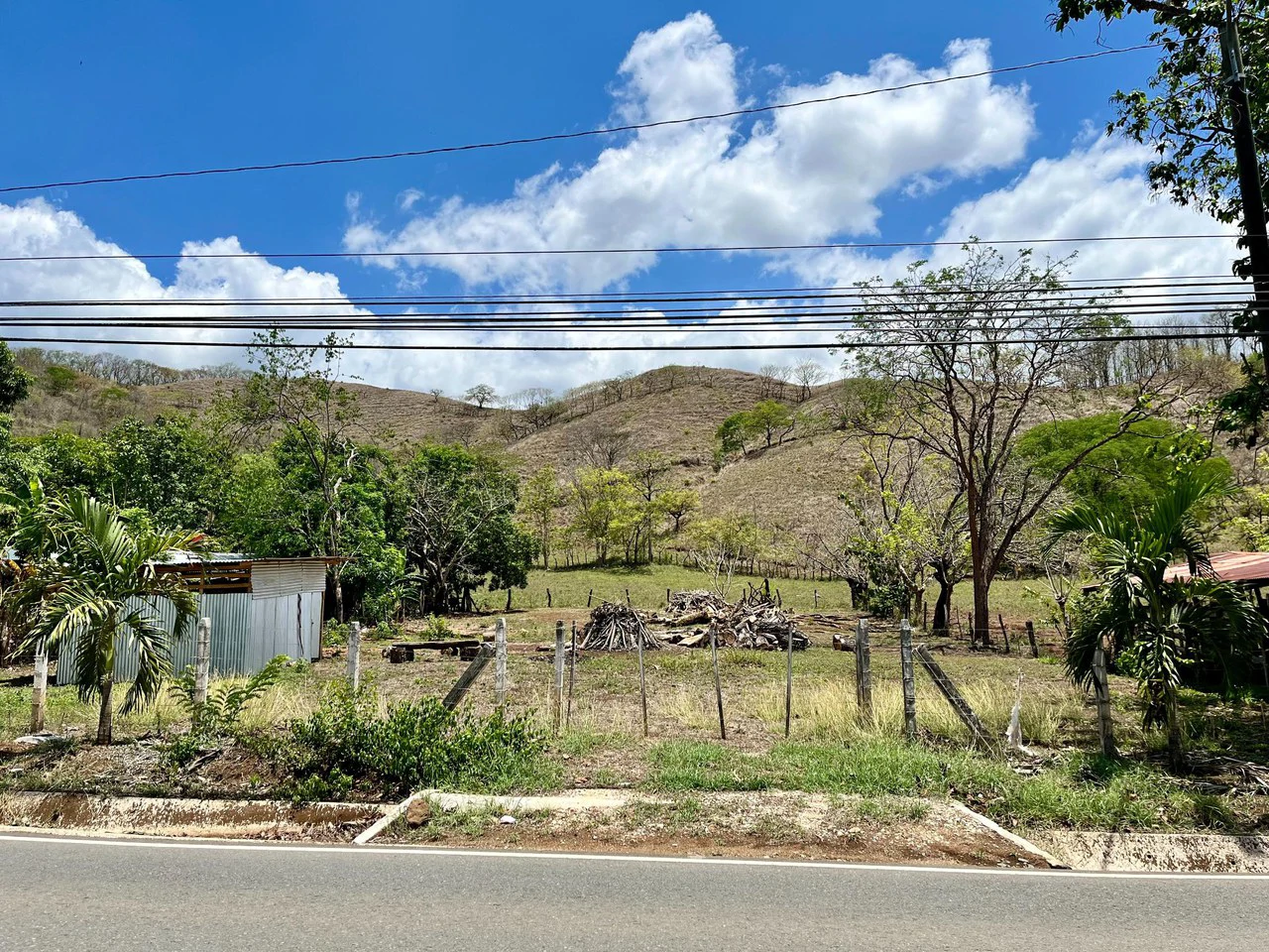 Lote Caimital - Prime lot with main road frontage: Home Construction Site For Sale in Playa Samara - Gallery image 5