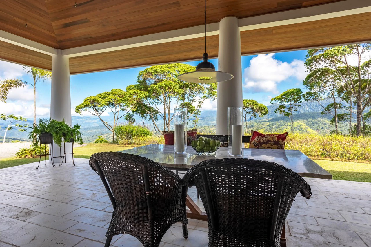 Custom Built Home in Dominical with 2 Building Sites in Costa Verde Estates - Gallery image 26