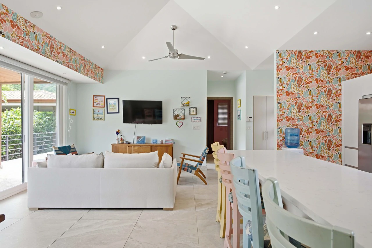Casa Oasis: 3BR Main Residence + 2BR Guest House with Pool in Mar Vista, Playa Flamingo - Gallery image 4