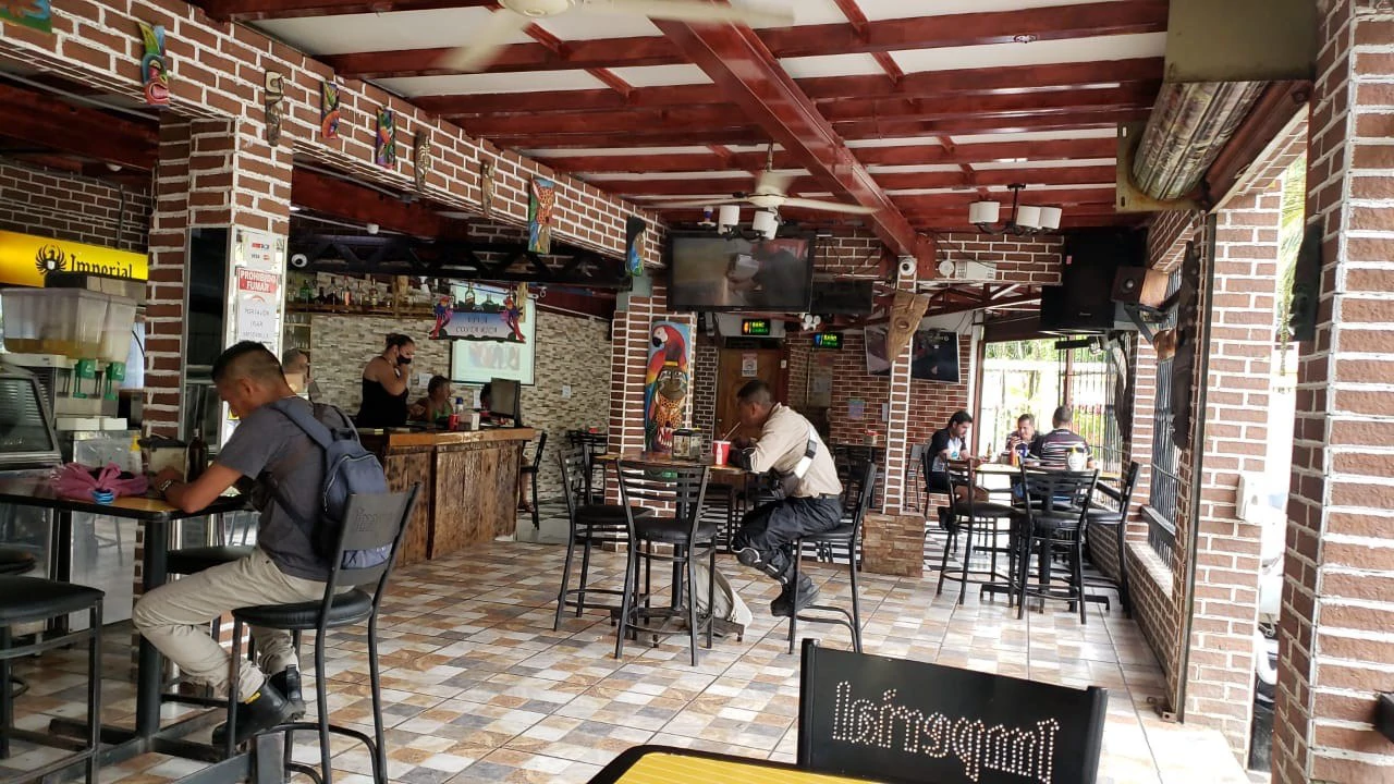 Near the Coast Bar/Nightclub For Sale in Bratsi - Gallery image 3