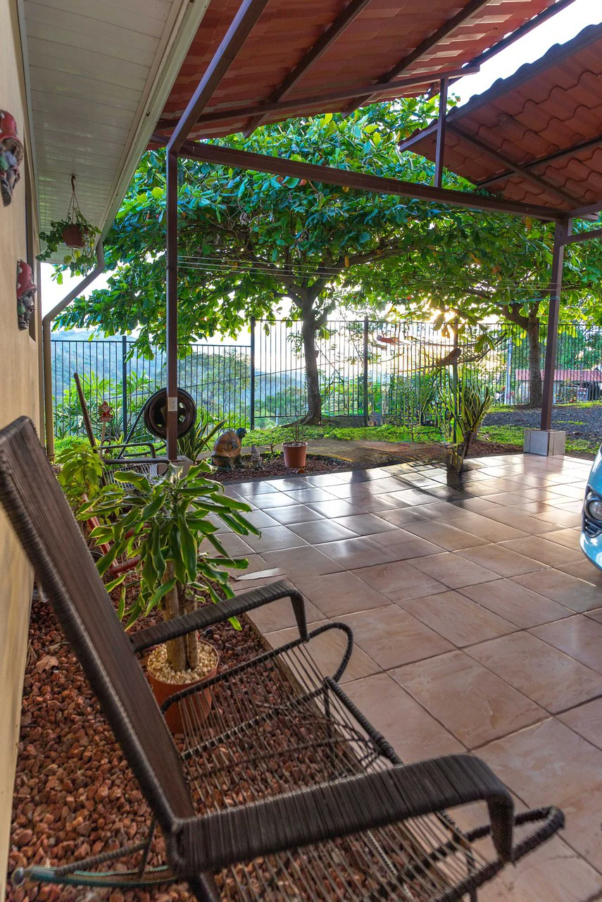 Country House in Desmonte, San Mateo: Tranquility and Nature - Gallery image 16