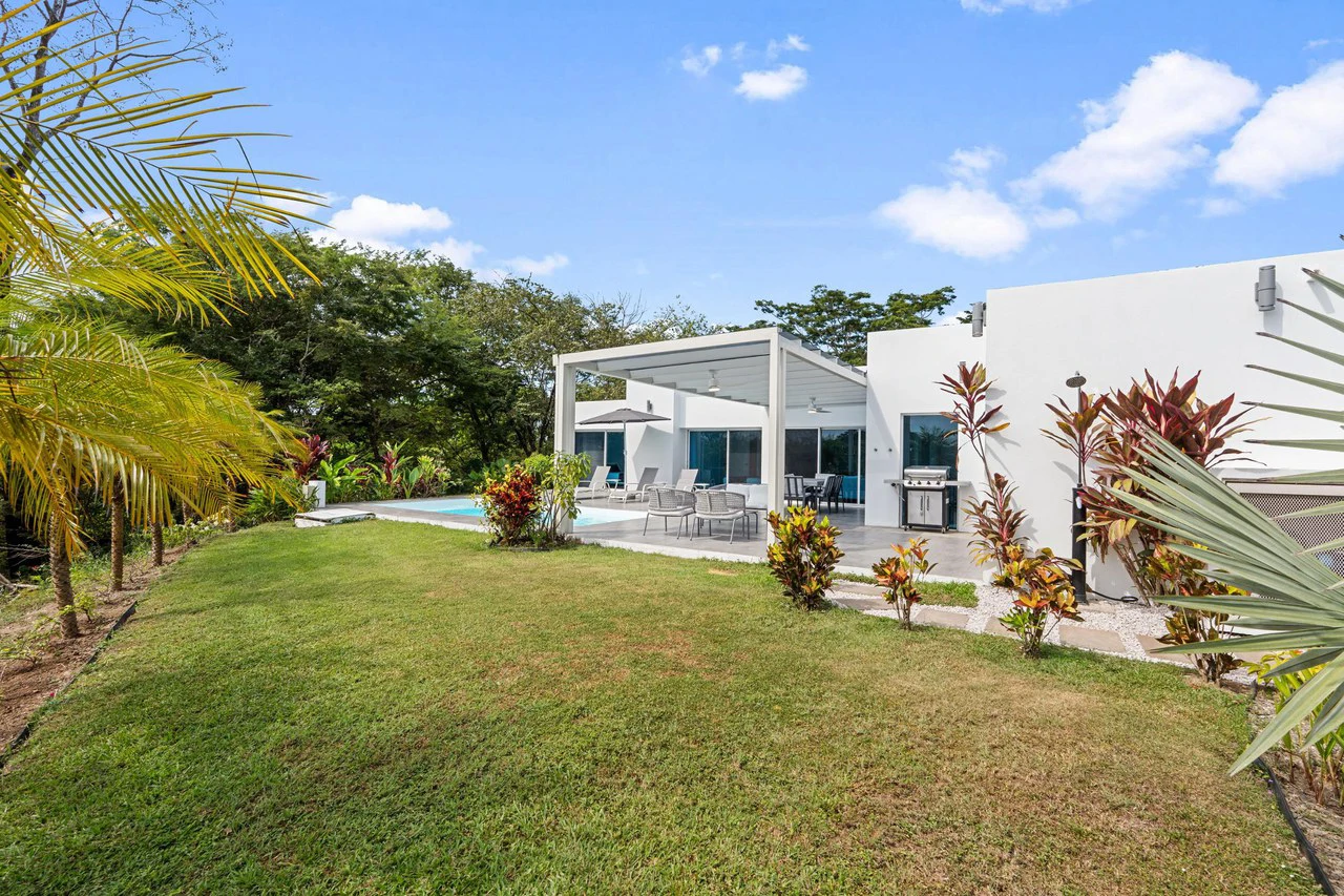 Villa Clara: Modern Luxury in the Center of Town - Gallery image 2