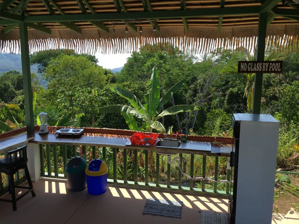 2.7 ACRES – 3 Bedroom Home With Great Mountain View, 2 Pools With Waterslide, 2 Wheel Drive Access!!! - Gallery image 19