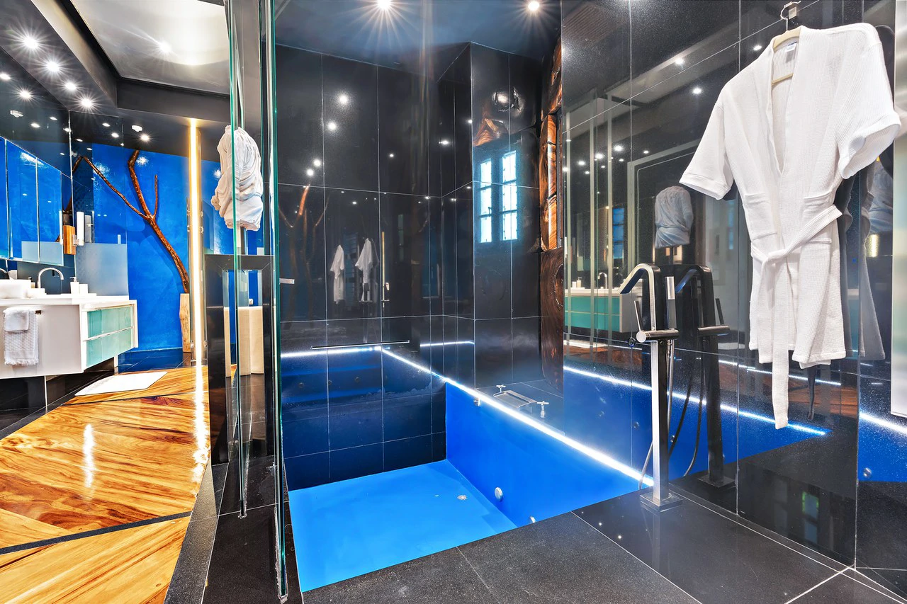 27 Cartagena: Unique Luxury Beachfront Home - Gallery image 21