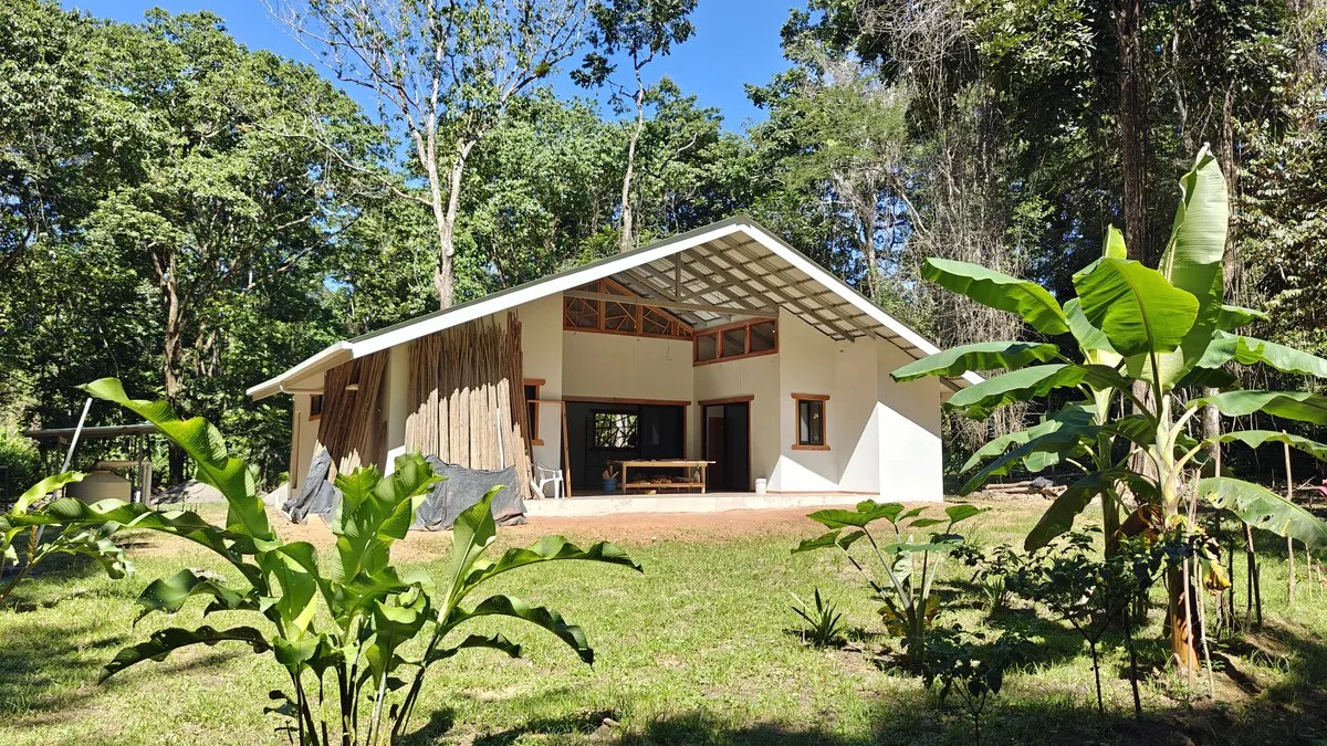 ID 967: 2 Bd/2Ba - Quality Pre-Sale Home on 5,000 sqm Lot in Punta Uva - Gallery image 2