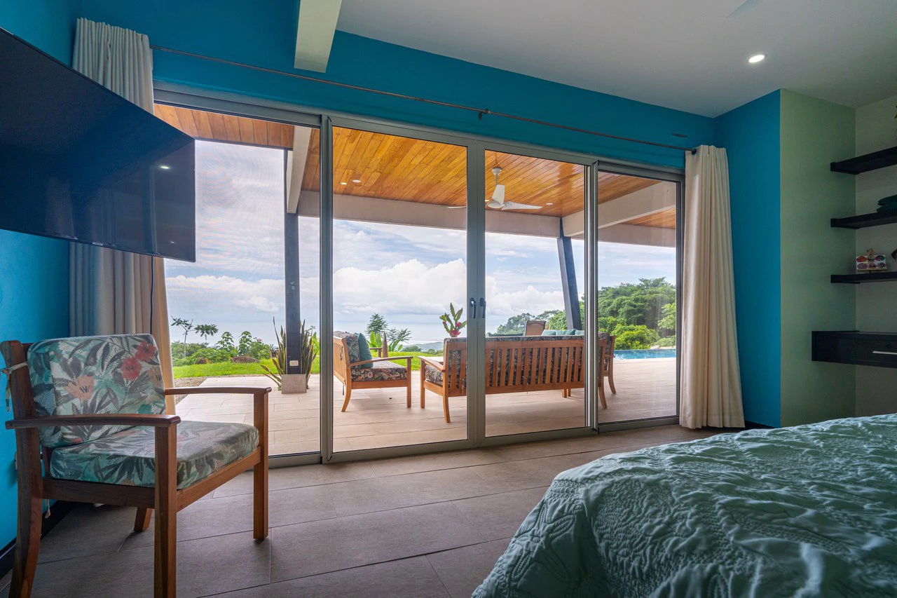 Luxury Ocean View Retreat Overlooking the Whale’s Tail – Proven Rental in Gated Enclave - Gallery image 31