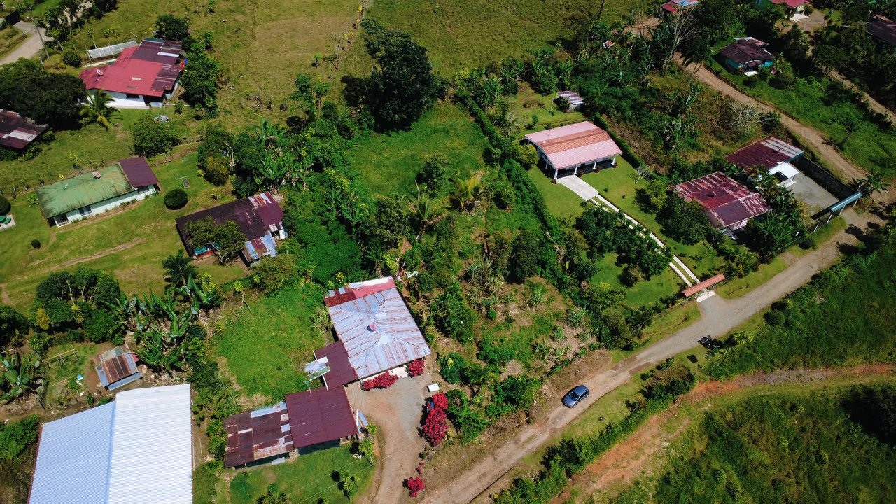 Countryside Home Construction Site For Sale in Centro de Pérez Zeledón - Gallery image 2