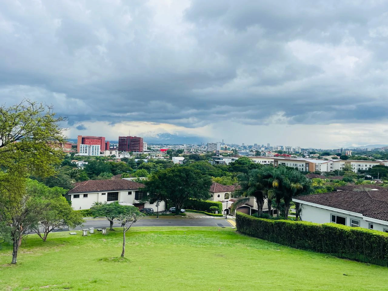 Lot for sale Cerro Alto Gated community Escazu Guachipelin - Gallery image 9