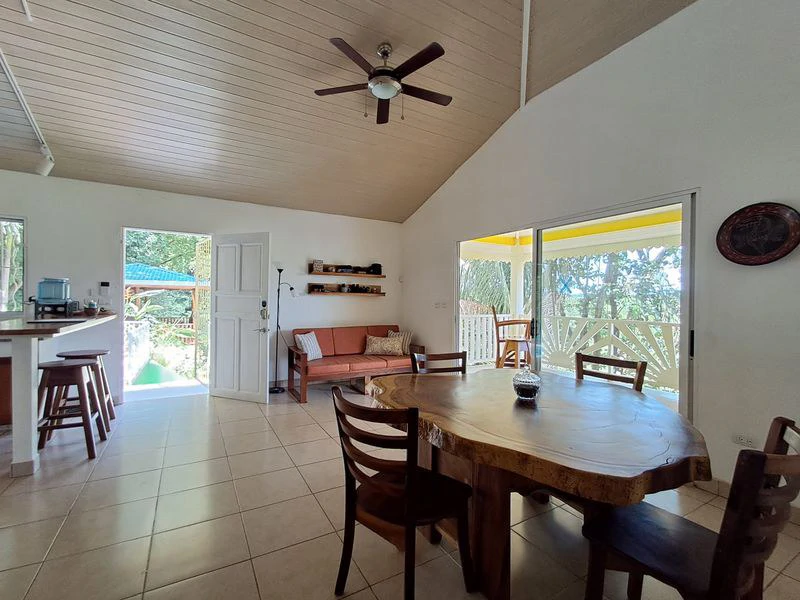 Casa Alaska: Charming Costa Rica Home with Pool, Rancho & Nature Views, Just 10 Minutes’ Walk to the Beach - Gallery image 5