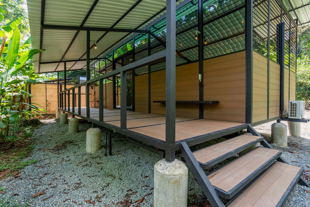 4 Unit Riverfront Micro Resort Minutes to Beach - Gallery image 8