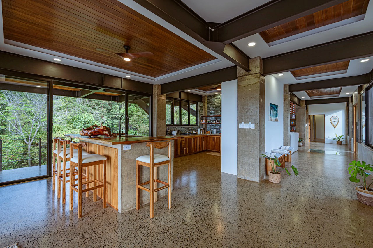 Casa Las Brisas Stunning Whale’s Tail Ocean View Home in Uvita - Gallery image 26