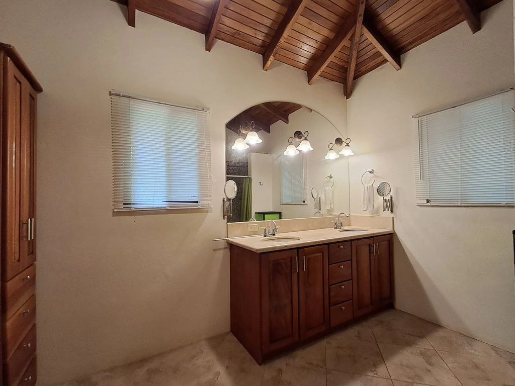 Casa Mariola: PRICE REDUCTION | Colonial Charm Meets Tropical Living in Samara Woods - Gallery image 22