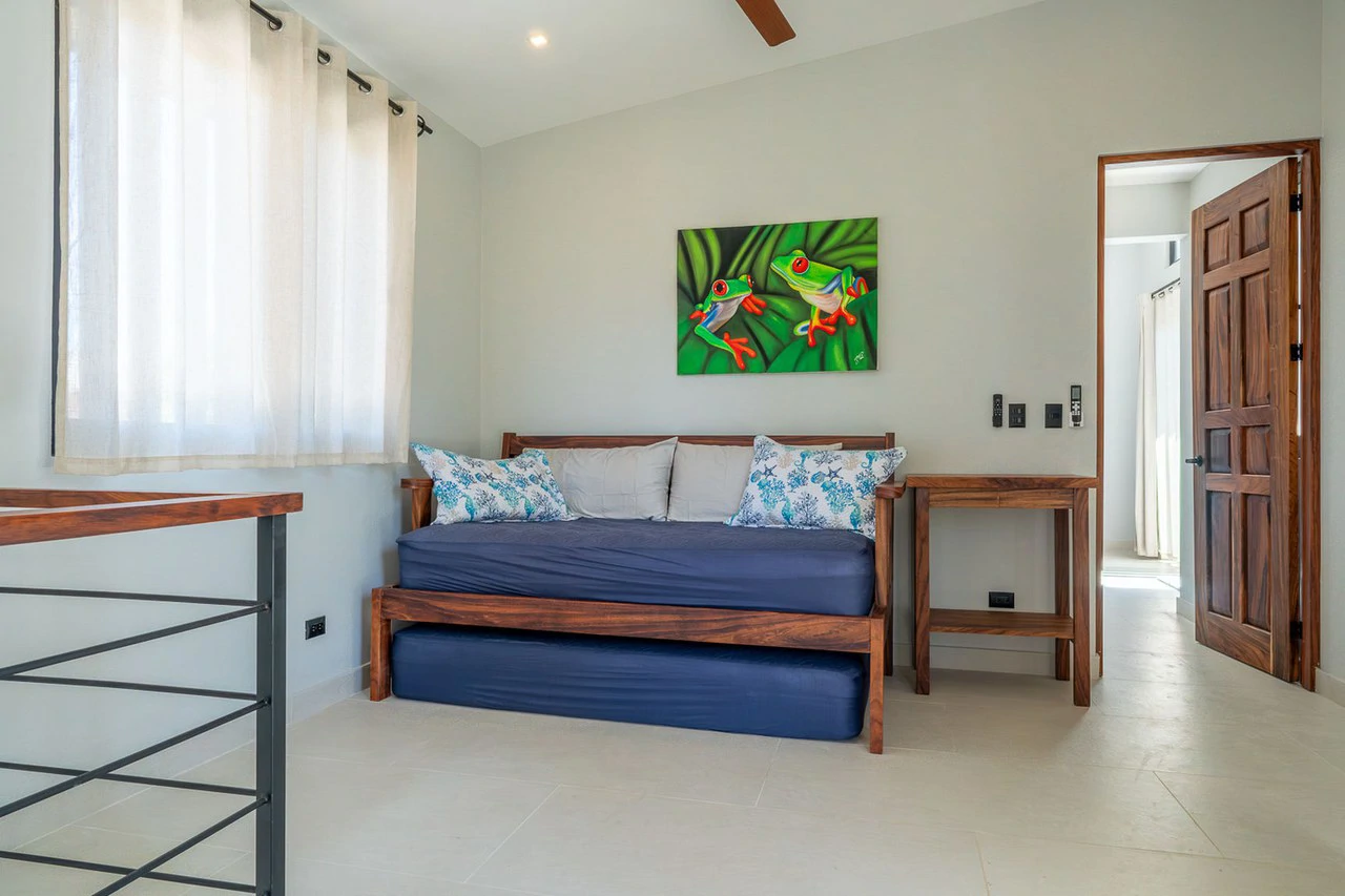 Casa Jacaranda: Brand new home on the beach access in Palm Beach Estates, Playa Grande - Gallery image 5