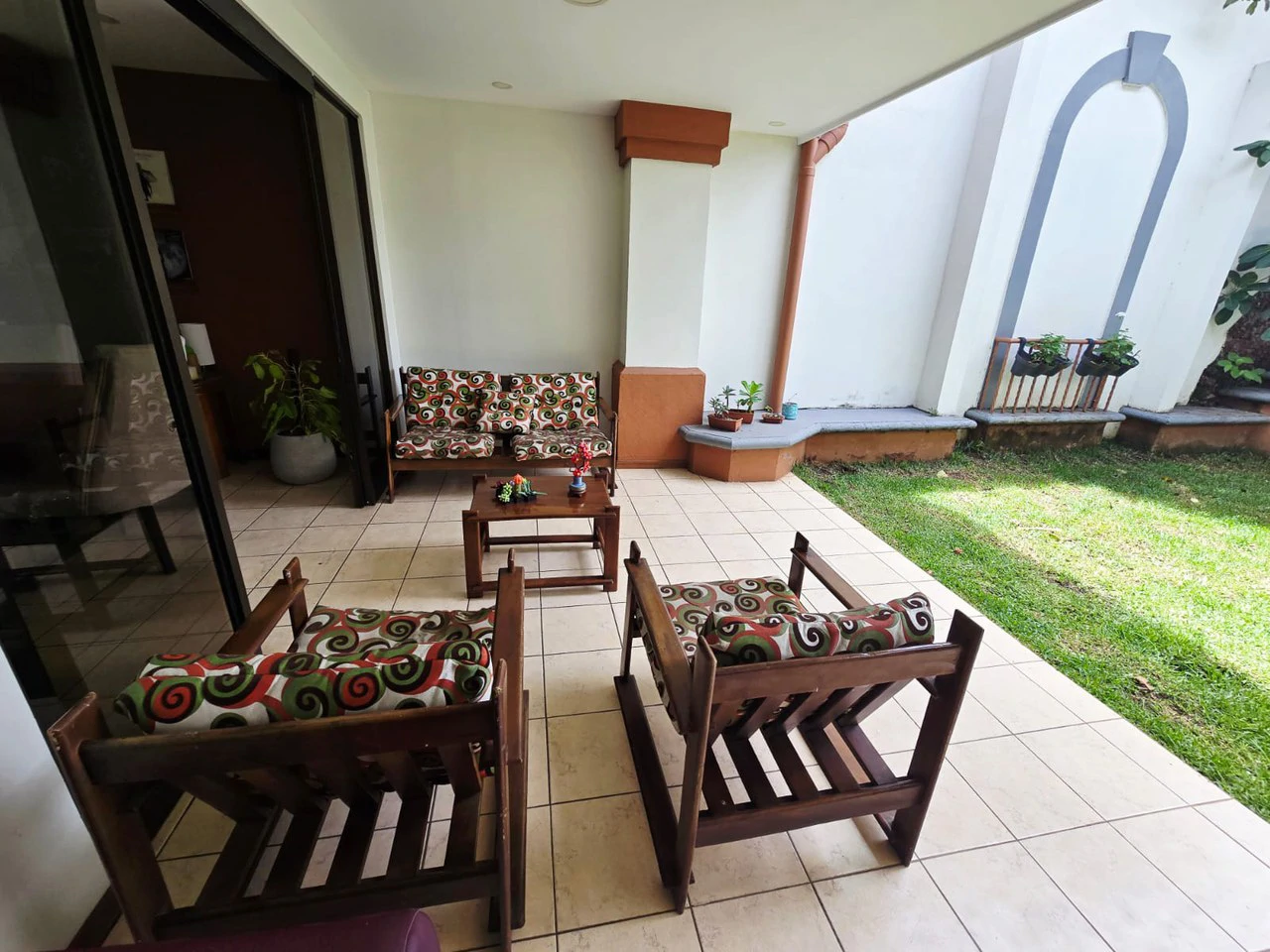 LARGE HOUSE FOR SALE IN MERCEDES NORTE, HEREDIA - Gallery image 20