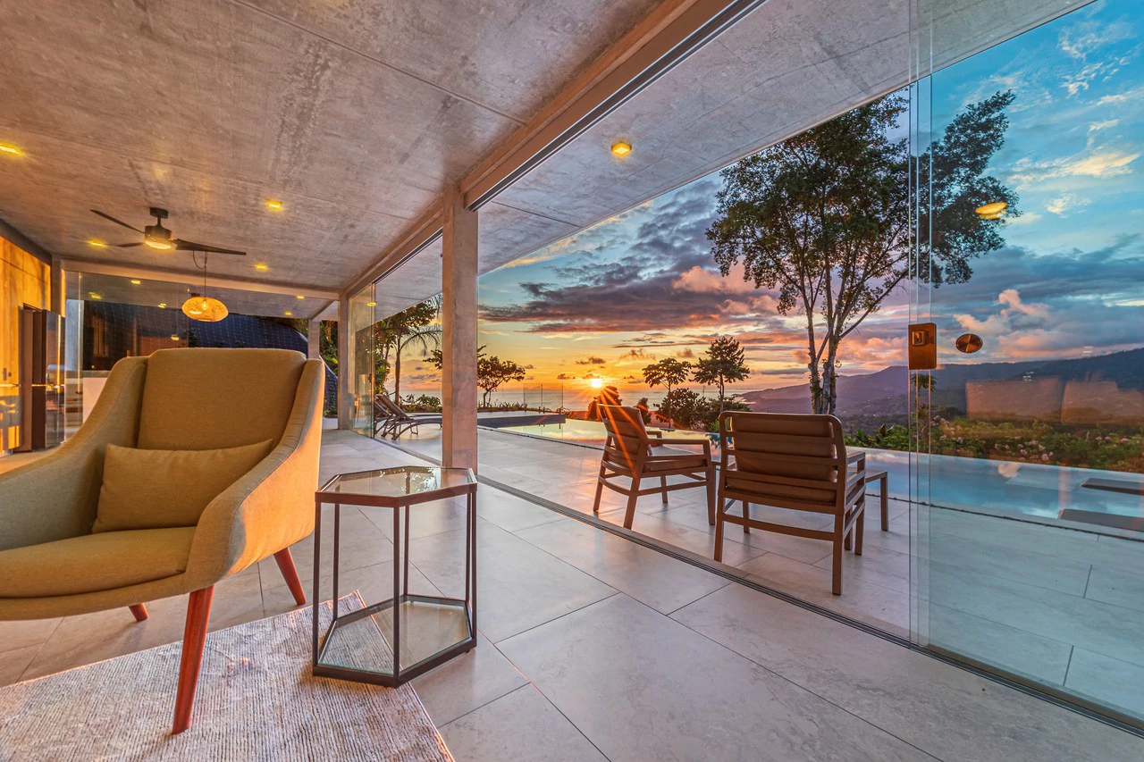 A True Estate Beyond Compare, Ocean Views For Miles: Mountain House For Sale in Uvita - Gallery image 11