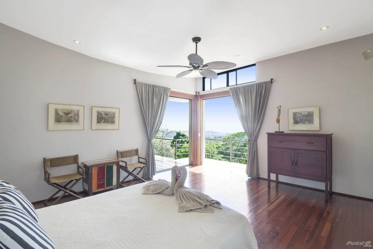 Casa Thai: Ocean View Villa in Uvita with Proven Airbnb Income and Luxury Tropical Living - Gallery image 35