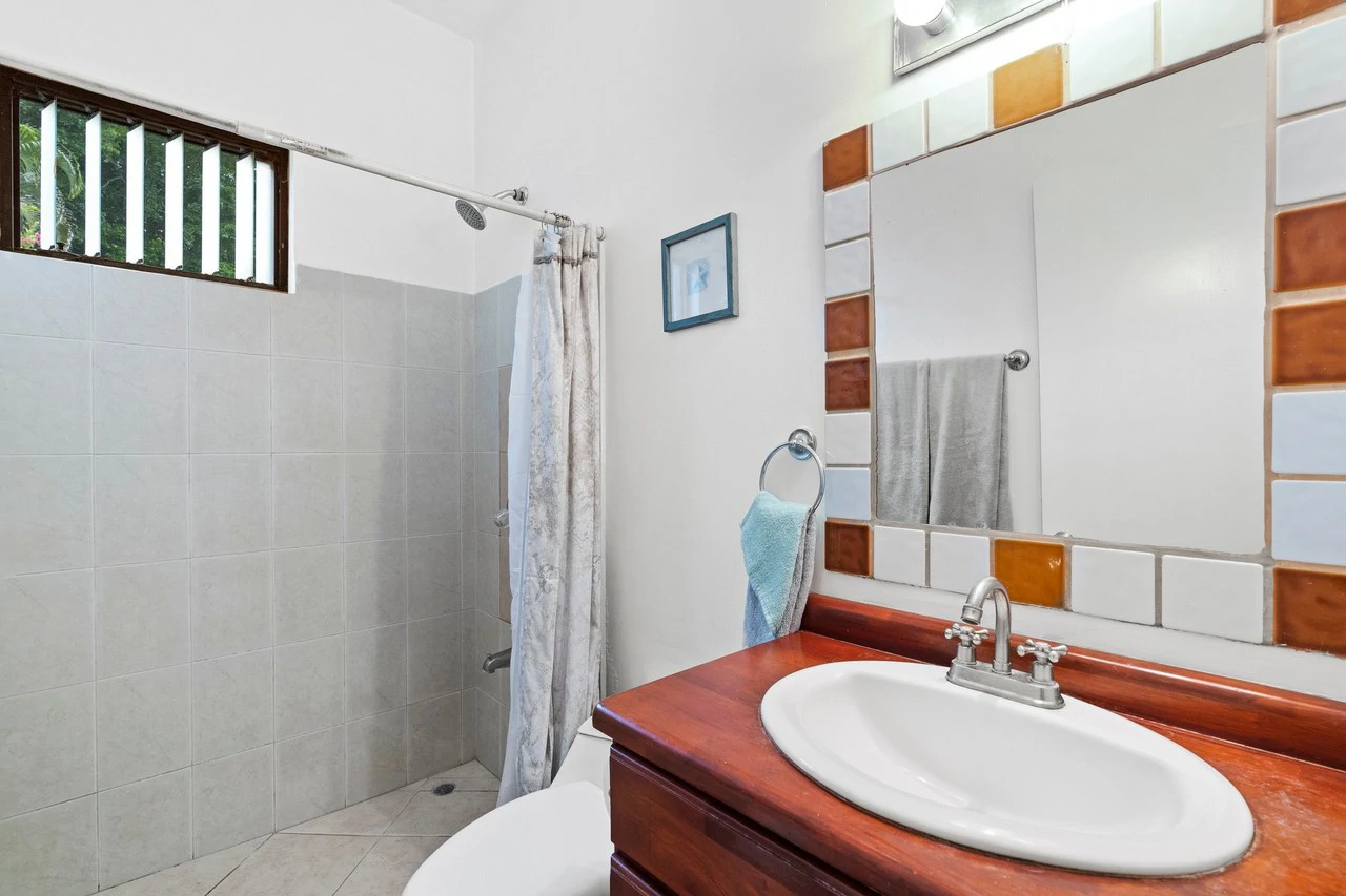 sunset hill unit 5: Cozy Ocean-View Condo for Sale – Walk to Tamarindo Beach - photo 14