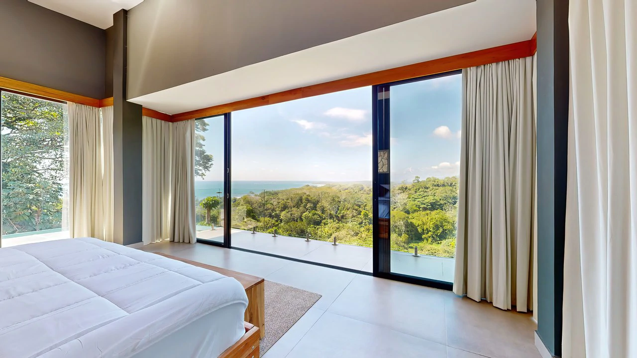 LUXURY PROPERTY WITH STUNNING OCEAN VIEWS IN UVITA, COSTA RICA. A GREAT INVESTMENT!: Mountain House For Sale in Uvita - Gallery image 22